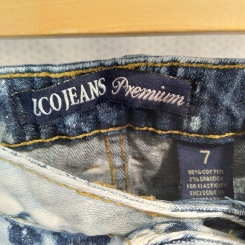ZCO jeans bleach dyed distressed zipper fly denim jean shorts in size 7 - Picture 5 of 7